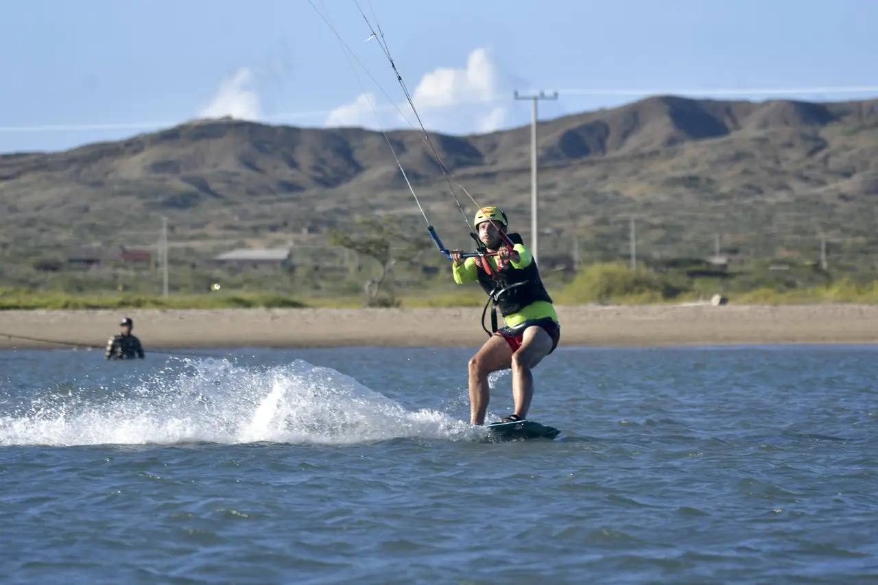 KiteAdventure student riding during the complete kitesurfing course and stay package in Mayapo